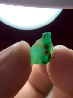 2.50ct Laghman Emerald Crystal: Elegant Afghan Gem with Classic Proportions - Image 2