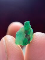 2.50ct Laghman Emerald Crystal: Elegant Afghan Gem with Classic Proportions - Image 5