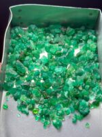 Natural Riches: 33.60ct Lot of Rough Swat Emeralds with Fine Green Color - Image 5
