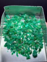 Natural Riches: 33.60ct Lot of Rough Swat Emeralds with Fine Green Color - Image 7