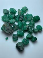 138.75 Carat Swat Emerald Rough Lot – Large Natural Stones (19x15x10mm) - Image 3