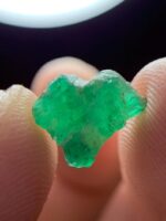 3.05ct Laghman Emerald Crystal: Rich Color and Classic Form from Afghanistan - Image 4