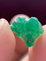 3.05ct Laghman Emerald Crystal: Rich Color and Classic Form from Afghanistan - Image 6