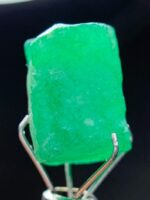 8.23ct Swat Emerald Crystal: A Bold Expression of Nature’s Artistry - Image 5