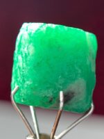 8.33ct Swat Emerald Crystal: A Bold Statement of Natural Luxury - Image 5