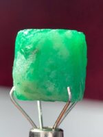 8.33ct Swat Emerald Crystal: A Bold Statement of Natural Luxury - Image 7