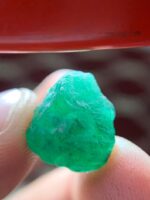 11.01 ct Swat Emerald Crystal – Nature’s Bold Masterpiece - Image 7