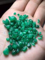 66.50ct Swat Emerald Rough Lot (8x8x6mm): Small-Sized Natural Crystals with Vivid Green Color - Image 5