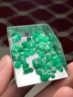 A Rare Gem: 45.30 Carat Rough Swat Emerald - Image 3