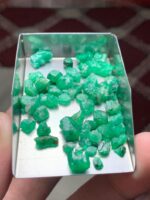 A Rare Gem: 45.30 Carat Rough Swat Emerald - Image 9