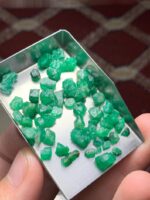 A Rare Gem: 45.30 Carat Rough Swat Emerald - Image 13