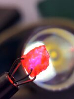 Rare 0.800 ct Hackmanite with Strong Tenebrescent Color Change and Fluorescent from Afghanistan - Image 2