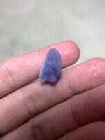 13.85 ct Afghan Hackmanite Crystal with Balanced Structure and Rare Light Reaction - Image 7