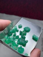 Swat’s Emerald Splendor: 35.70 Carat Rough Emerald Lot - Image 2