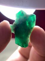 25.41ct Emerald Crystal from Swat – Vivid, Untouched, and Museum-Worthy - Image 5