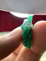 25.41ct Emerald Crystal from Swat – Vivid, Untouched, and Museum-Worthy - Image 7
