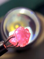 Rare 1.580 ct Hackmanite with Strong Tenebrescent Color Change and Fluorescent from Afghanistan - Image 2