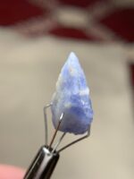 11.35 ct Afghan Hackmanite Crystal with Elegant Proportions and UV-Active Beauty - Image 7