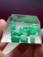 Swat’s Emerald Splendor: 35.70 Carat Rough Emerald Lot - Image 9