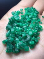 83.00ct Swat Emerald Rough Lot (10x9x4mm): Natural Green Crystals Ideal for Cutting or Collecting - Image 2