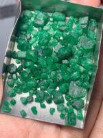 83.00ct Swat Emerald Rough Lot (10x9x4mm): Natural Green Crystals Ideal for Cutting or Collecting - Image 9