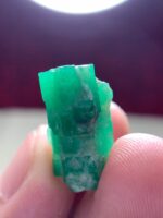 19.96ct Swat Emerald Crystal – Bold Color and Natural Elegance in Every Facet - Image 9