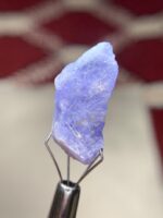 15.80 ct Natural Hackmanite Crystal from Afghanistan - Image 4