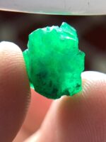 A Majestic Find: 7.90 Carat Emerald Crystal from Swat Valley, Pakistan - Image 9
