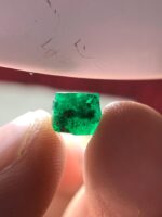 2.05ct Swat Emerald Crystal – Natural Untreated Gemstone (6.00 x 8.60 x 4.85 mm) - Image 5