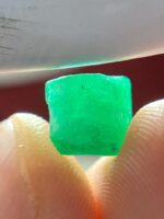 4.60ct Swat Emerald Crystal – Compact Raw Beauty with Vibrant Green Color - Image 4