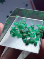 Rare 19.21ct Swat Emerald Rough Lot – Natural Green Crystals (9.15 x 5.31 x 4.20 mm) - Image 4