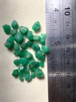 37.10ct Swat Emerald Rough Lot: High-Grade Crystals with Deep Green Saturation - Image 8