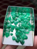Discovering a Rare 46.65 ct Rough Emerald Lot from Swat, Pakistan - Image 6