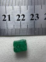 Shining Bright: The 5.40ct Emerald Crystal - A Perfectly Proportioned Gem - Image 10