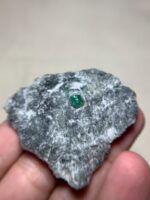212.0 ct Swat Emerald Specimen: A Monumental Gem from Pakistan’s Highlands - Image 3