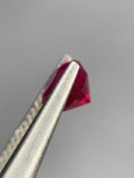 A Rare Beauty – 0.82 ct Natural Afghan Ruby - Image 5