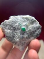 212.0 ct Swat Emerald Specimen: A Monumental Gem from Pakistan’s Highlands - Image 8