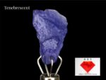 Rare 2.84 Rough Hackmanite with Strong Tenebrescent Color Change and Fluorescent from Afghanistan - Image 4