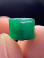 Stunning 5.75ct Emerald Crystal: Unveiling the Beauty of 9.53 x 7.85 x 7.32mm - Image 8