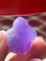 51.77 ct Hackmanite Crystal – A Statement Crystal of Rare Optical Wonder - Image 10