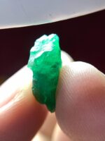 Hidden in the Hills: A 7.15ct Swat Emerald Crystal and Its Rare Beauty - Image 8