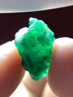 Hidden in the Hills: A 7.15ct Swat Emerald Crystal and Its Rare Beauty - Image 9