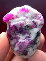 214.65ct Natural Ruby Specimen – Afghanistan | 41.94 x 31.25 x 25.84 mm - Image 2