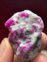 214.65ct Natural Ruby Specimen – Afghanistan | 41.94 x 31.25 x 25.84 mm - Image 4