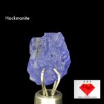 Rare 1.460 ct Hackmanite with Strong Tenebrescent Color Change and Fluorescent from Afghanistan - Image 3