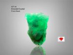 Spotlight: 4.71 ct Emerald Crystal from Swat — Elongated and Deep
