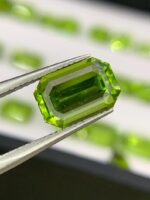61 Carat Peridot Gemstone: Round, Trillion, Emerald, Cushion Cut from Pakistan - Image 5