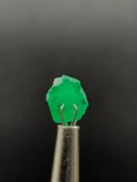Natural Swat Valley Emerald Crystal – 2.20 Carats, Unheated & Untreated - Image 3