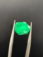 Natural Swat Valley Emerald Crystal – 2.20 Carats, Unheated & Untreated - Image 4
