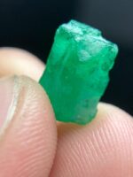 Majestic 4.53ct Emerald from Swat: A Rare Gem of Exceptional Beauty - Image 3